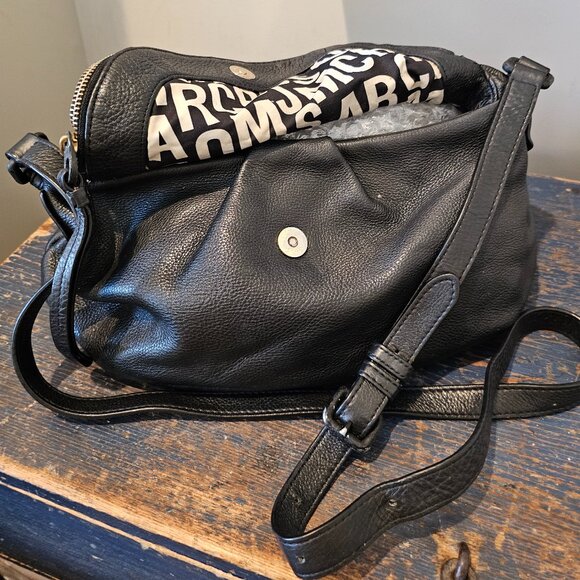 MARC BY MARC JACOBS Classic Q Natasha BLACK Leather Crossbody All Black ~1990's - Picture 11 of 16